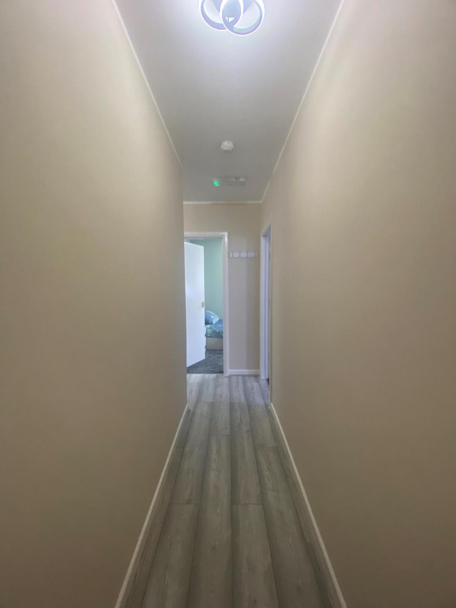 Two-Bedroom Apartment,1558684960:JPEG